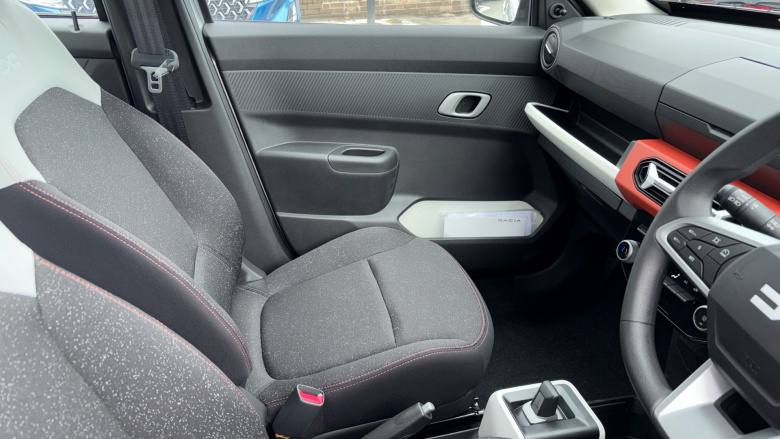 Dacia Spring 27kWh Expression 65 48kW 5dr Auto Electric Hatchback